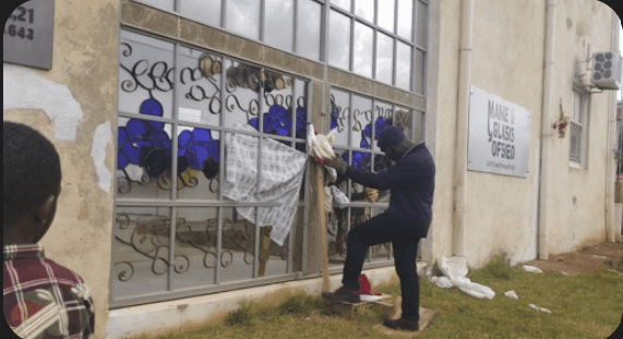 undefined - Services de vitrerie et miroitier